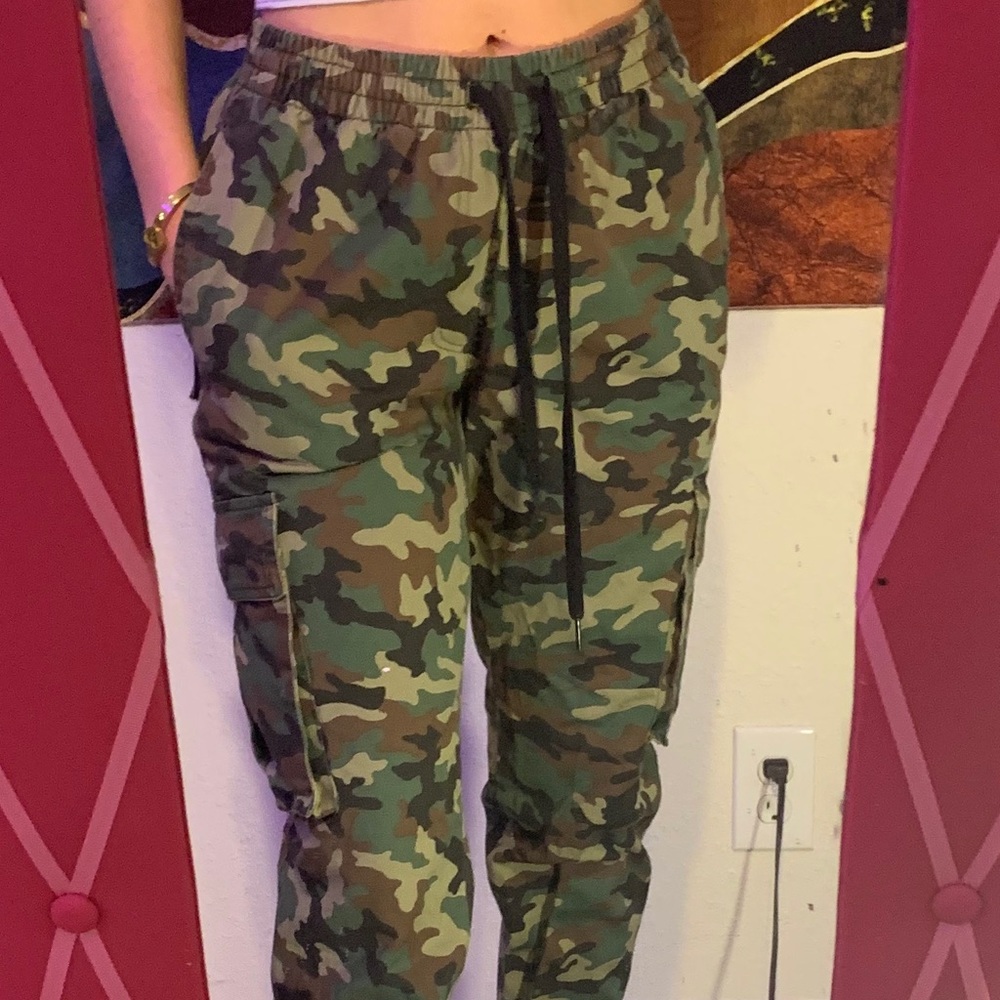Forever 21 Camo Joggers/Pants